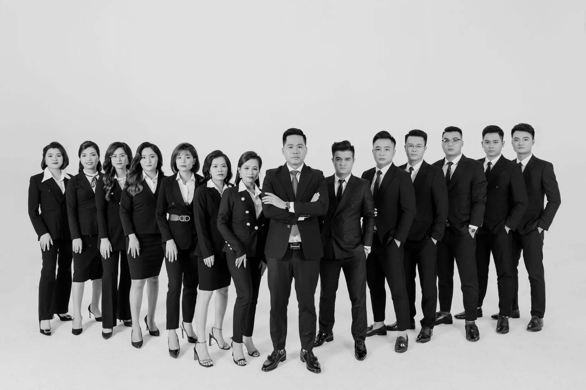 商业摄影行业观察:高端品牌视觉内容从单次拍摄向MCN化协作转型正文配图 1